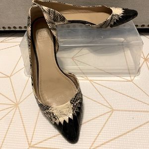 Women’s Tory Burch flats